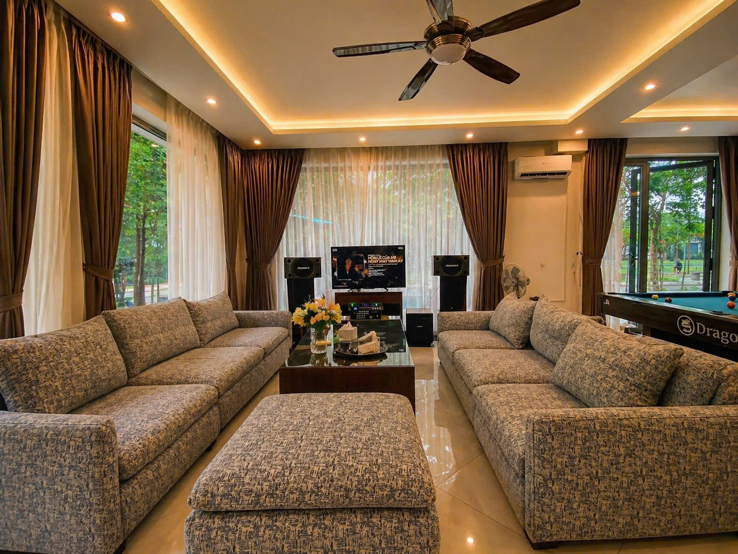 Biệt thự 8 phòng view sân Golf bể bơi siêu rộng - Ảnh 3